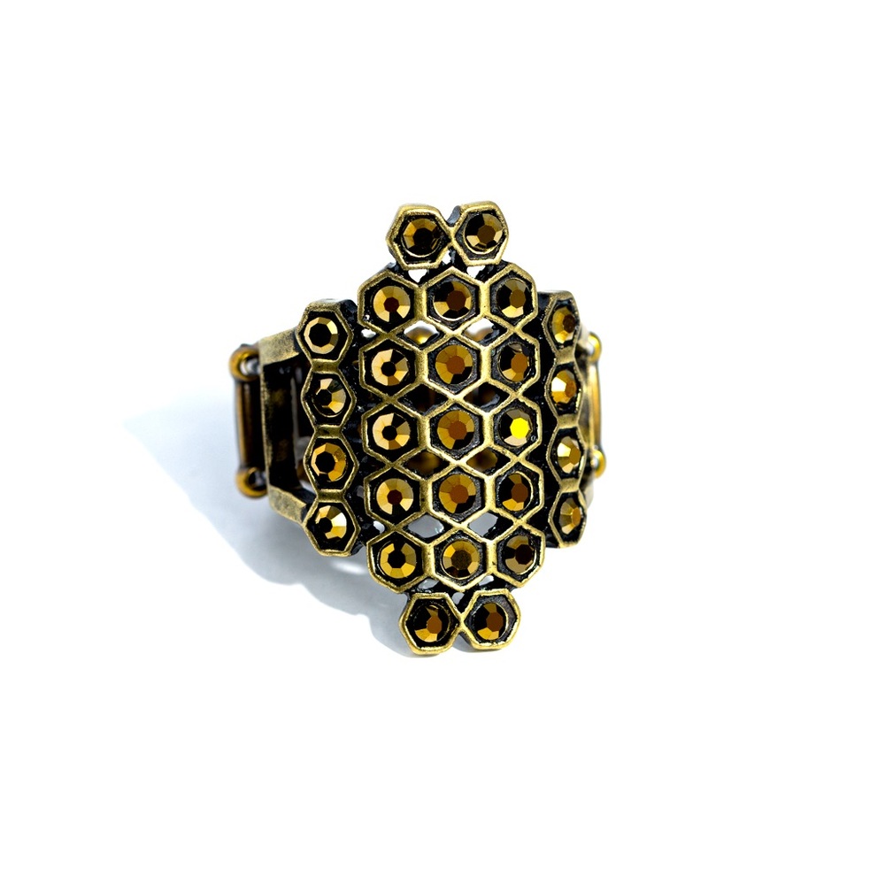 Honeycomb ring